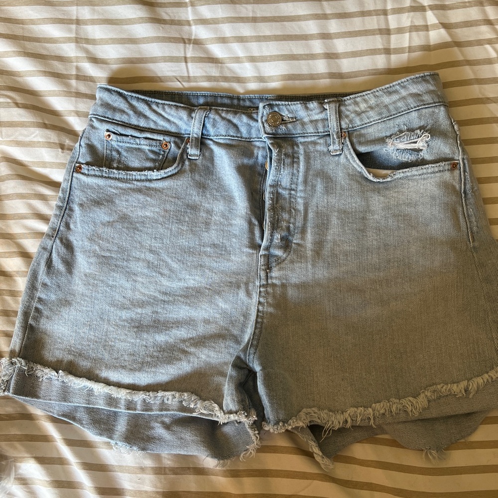 Light wash jean shorts high rise size 12